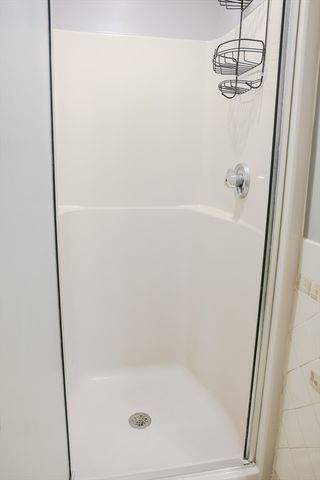 7 Roosevelt St, Wareham, MA 02571