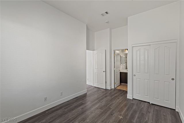 11484 Roncat Court, Las Vegas, NV 89141