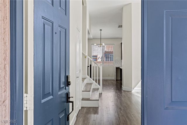 11484 Roncat Court, Las Vegas, NV 89141