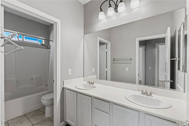 11484 Roncat Court, Las Vegas, NV 89141