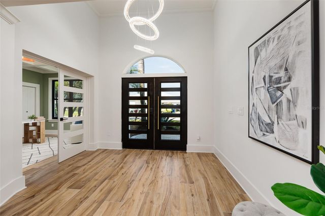 2032 KANSAS AVENUE NE, St Petersburg, FL 33703