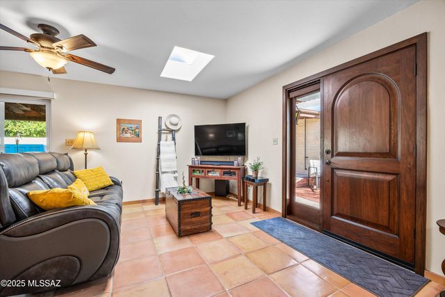 5011 N Pueblo Villas Drive, Tucson, AZ 85704