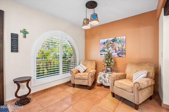 5011 N Pueblo Villas Drive, Tucson, AZ 85704