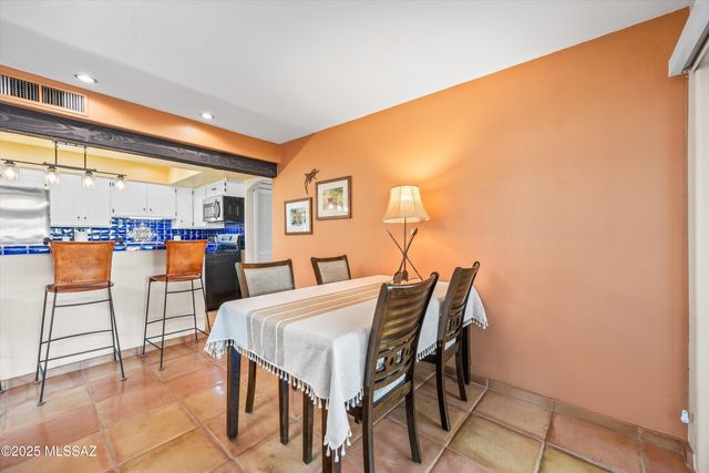 5011 N Pueblo Villas Drive, Tucson, AZ 85704