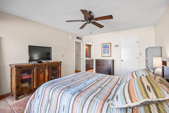 5011 N Pueblo Villas Drive, Tucson, AZ 85704