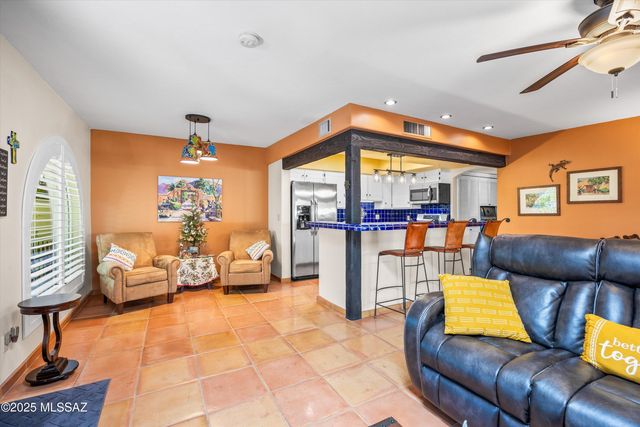 5011 N Pueblo Villas Drive, Tucson, AZ 85704