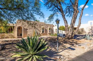 5011 N Pueblo Villas Drive, Tucson, AZ 85704