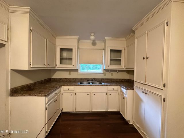 103 Lasalle Street, Natchez, MS 39120
