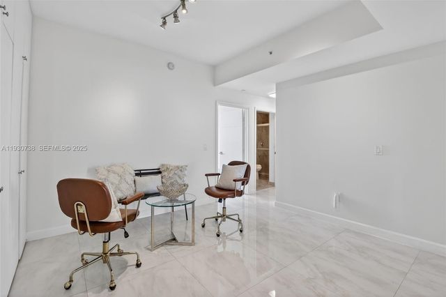 3340 NE 190th St 1101, Aventura, FL 33180