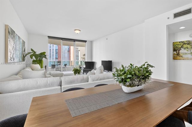 3340 NE 190th St 1101, Aventura, FL 33180