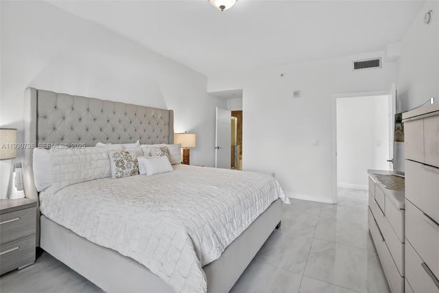 3340 NE 190th St 1101, Aventura, FL 33180