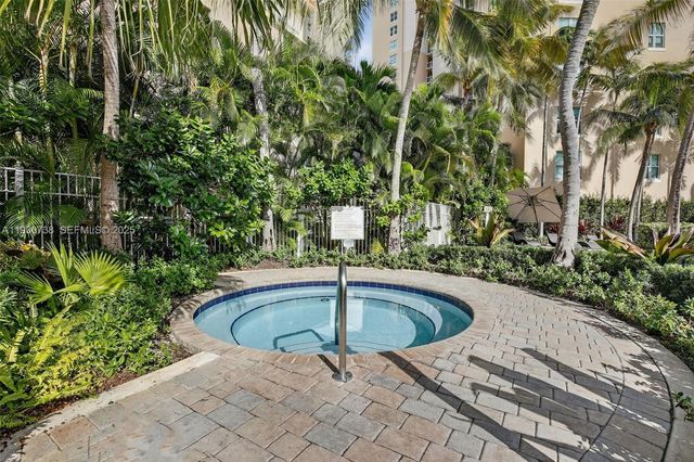 3340 NE 190th St 1101, Aventura, FL 33180