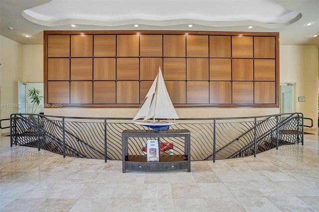 3340 NE 190th St 1101, Aventura, FL 33180