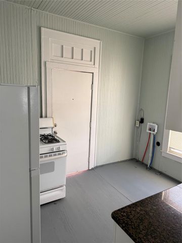 1002 Avenue M, Galveston, TX 77550