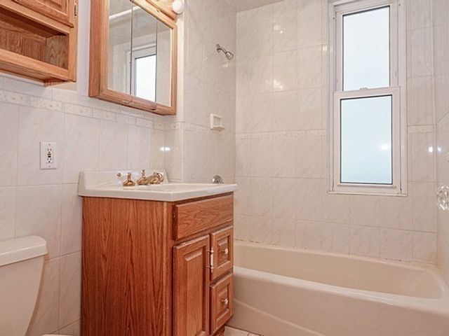 24 Burnside Ave 24, Somerville, MA 02144