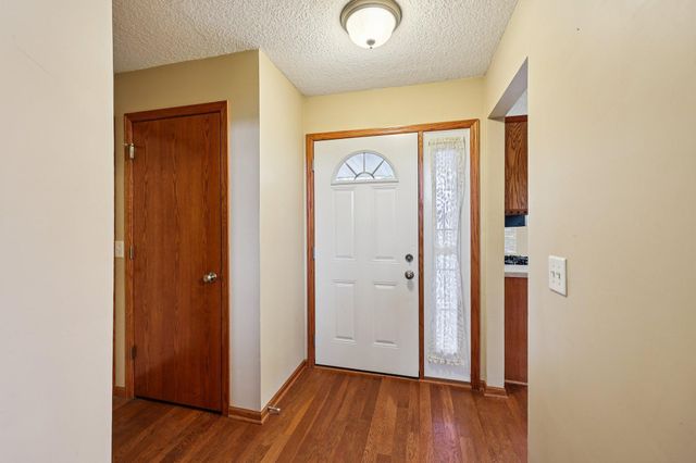 11940 Pennsylvania Avenue N, Champlin, MN 55316