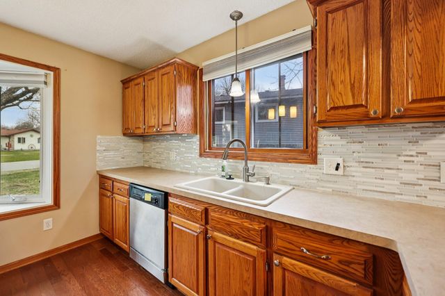 11940 Pennsylvania Avenue N, Champlin, MN 55316