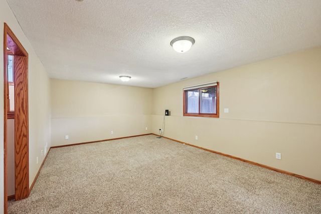 11940 Pennsylvania Avenue N, Champlin, MN 55316