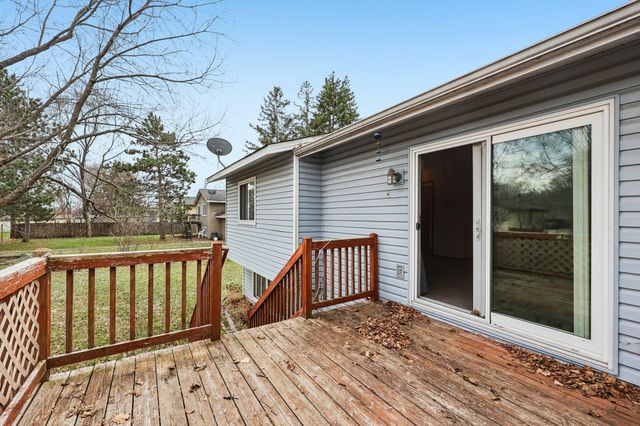 11940 Pennsylvania Avenue N, Champlin, MN 55316