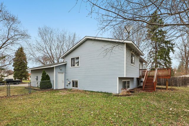 11940 Pennsylvania Avenue N, Champlin, MN 55316