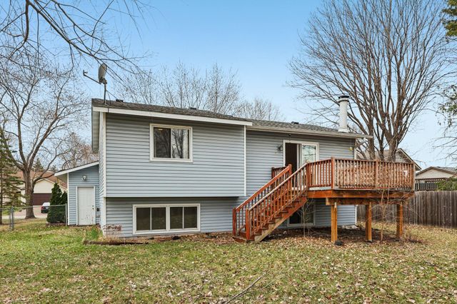 11940 Pennsylvania Avenue N, Champlin, MN 55316