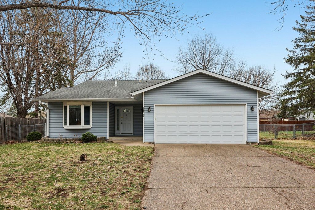 11940 Pennsylvania Avenue N, Champlin, MN 55316