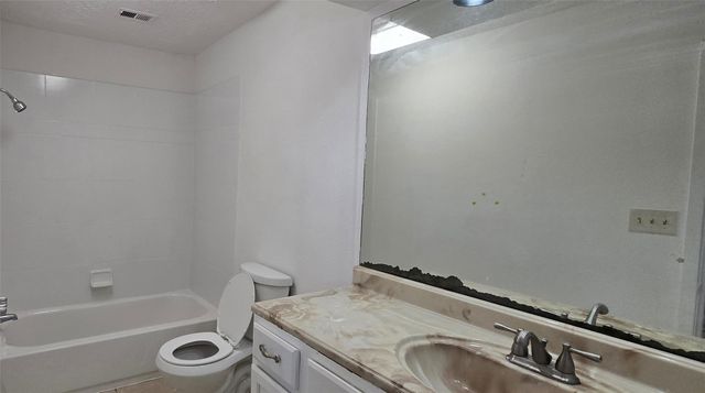 7151 Chasewood Drive, Houston, TX 77489