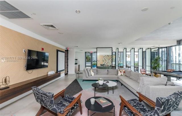121 NE 34th St 1204, Miami, FL 33137