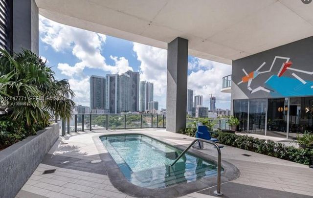 121 NE 34th St 1204, Miami, FL 33137