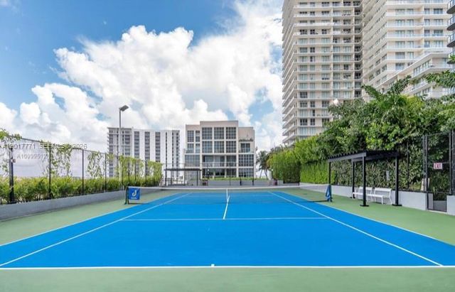 121 NE 34th St 1204, Miami, FL 33137