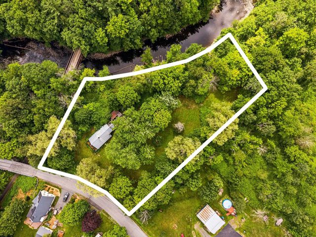 15 Payne Road, Lebanon, NH 03766