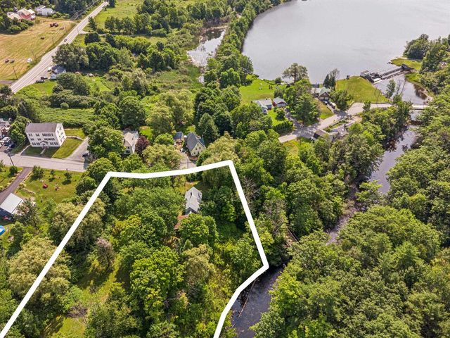 15 Payne Road, Lebanon, NH 03766
