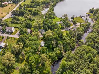 15 Payne Road, Lebanon, NH 03766