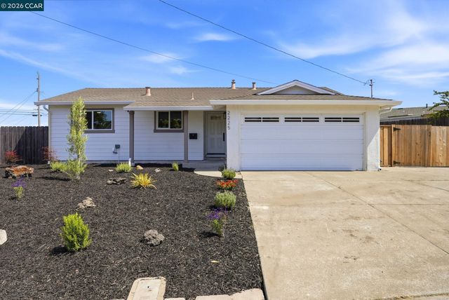 2225 Meadowlark St, San Pablo, CA 94806