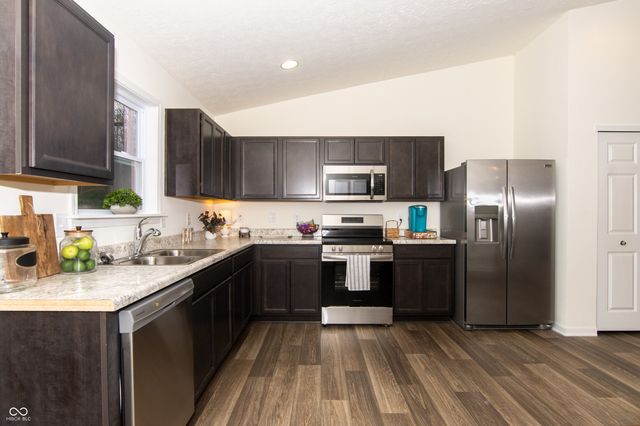 2054 Heron Drive, Seymour, IN 47274