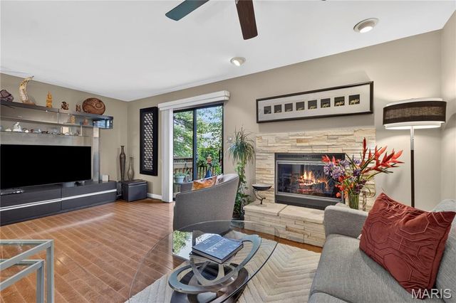 1706 Thorny Briar Drive, Creve Coeur, MO 63146