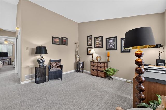 1706 Thorny Briar Drive, Creve Coeur, MO 63146