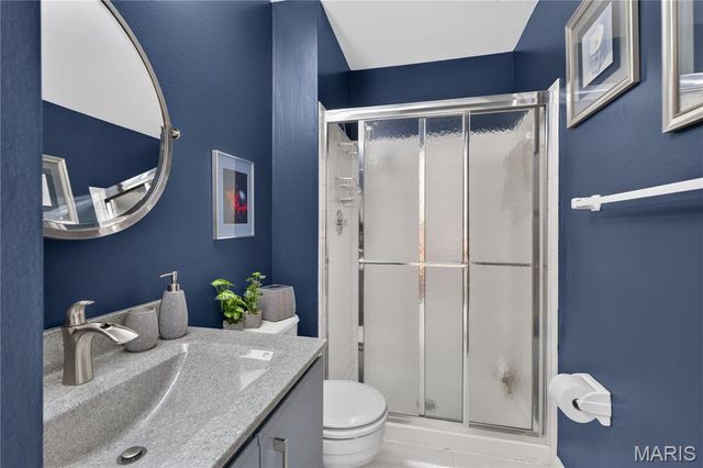 1706 Thorny Briar Drive, Creve Coeur, MO 63146