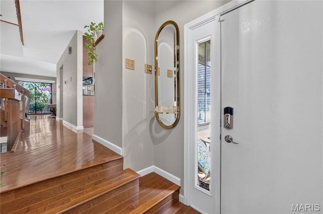 1706 Thorny Briar Drive, Creve Coeur, MO 63146