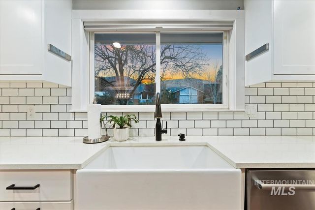 4801 W. Hillside Ave, Boise, ID 83703