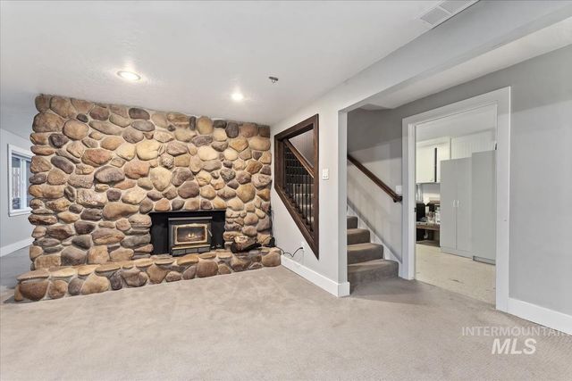 4801 W. Hillside Ave, Boise, ID 83703