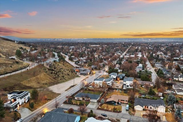 4801 W. Hillside Ave, Boise, ID 83703