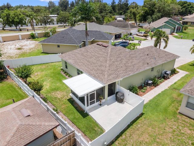 1019 ROBIN LANE, Winter Haven, FL 33884