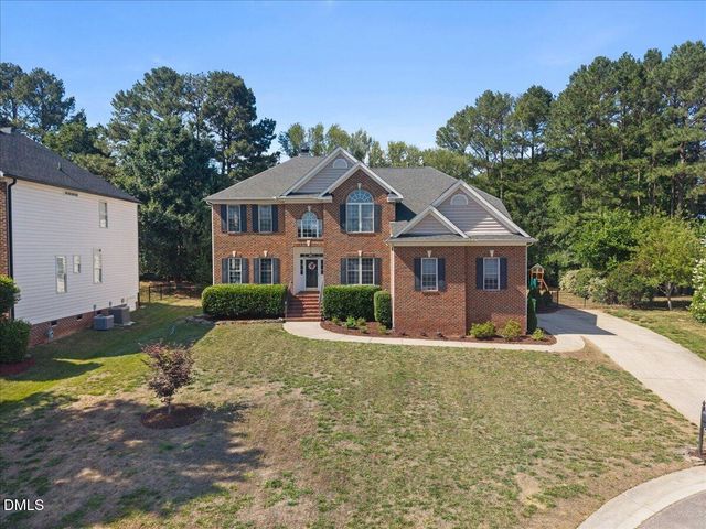2817 Crystal Oaks Lane, Raleigh, NC 27614
