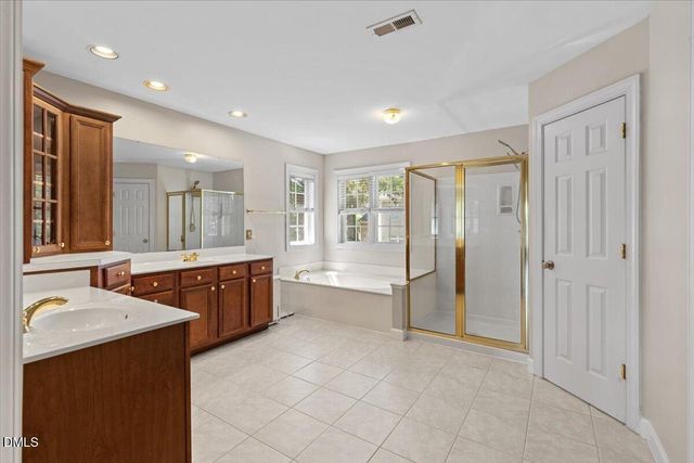 2817 Crystal Oaks Lane, Raleigh, NC 27614