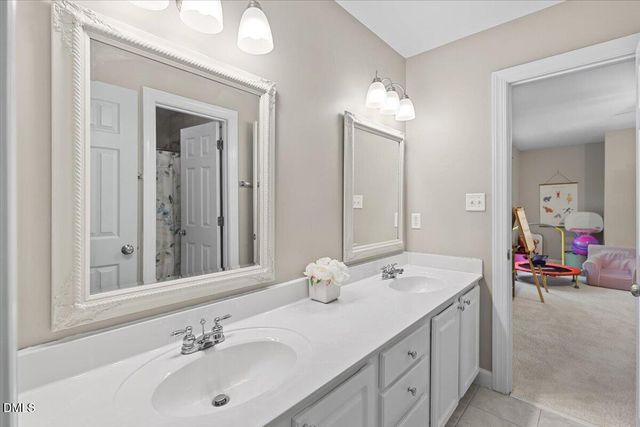 2817 Crystal Oaks Lane, Raleigh, NC 27614