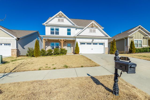 8612 Amberwing Circle, Ooltewah, TN 37363