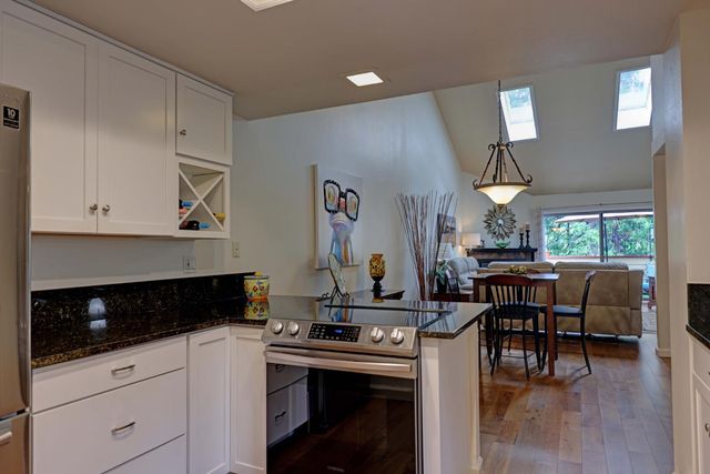 323 Bridge Way, Nevada City, CA 95959