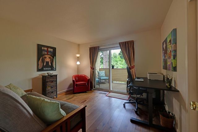 323 Bridge Way, Nevada City, CA 95959
