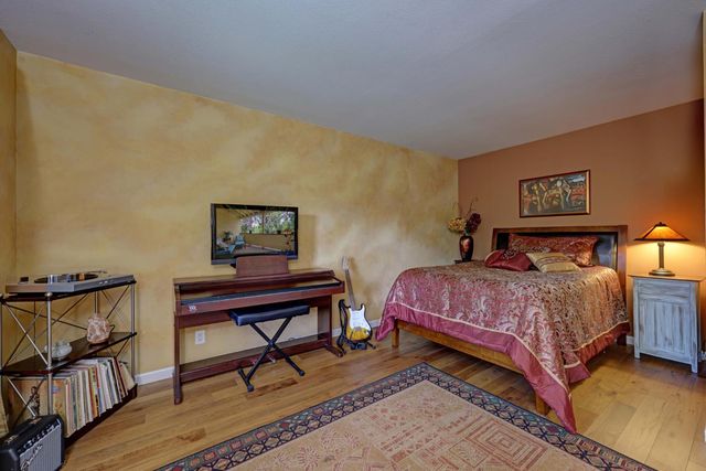 323 Bridge Way, Nevada City, CA 95959